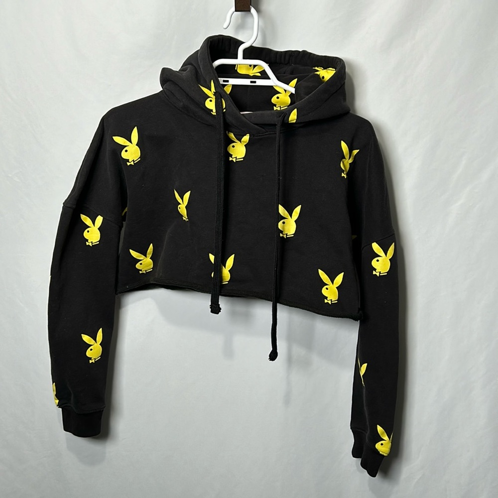 PLAYBOY Black and Yellow Crop Top Hoodie